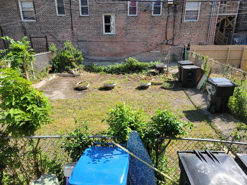 7125 S Cornell Avenue, Chicago, IL 60649