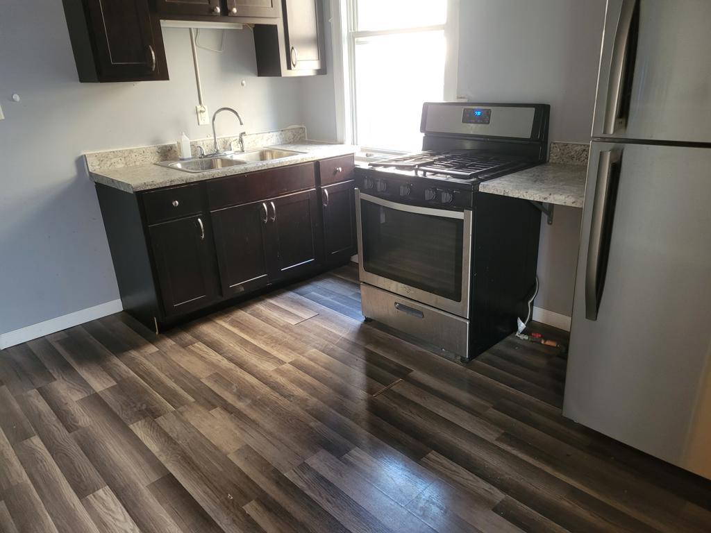 7125 S Cornell Avenue, Chicago, IL 60649