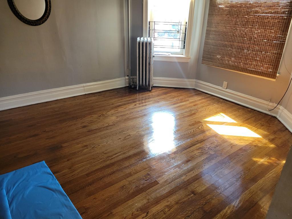 7125 S Cornell Avenue, Chicago, IL 60649