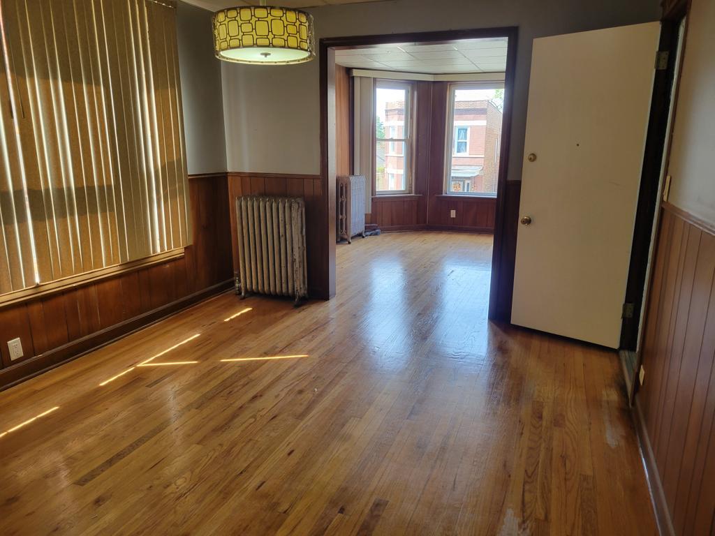 7125 S Cornell Avenue, Chicago, IL 60649