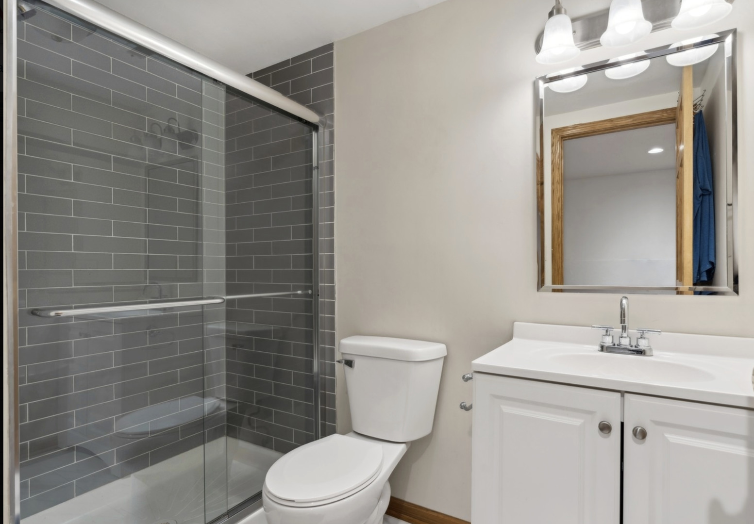 3043 N Ashland Avenue #Store, Chicago, IL 60657