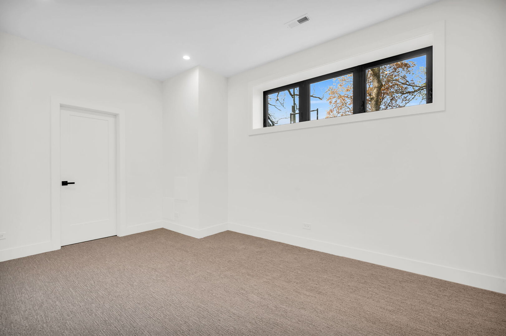 3903 N Drake Avenue, Chicago, IL 60618