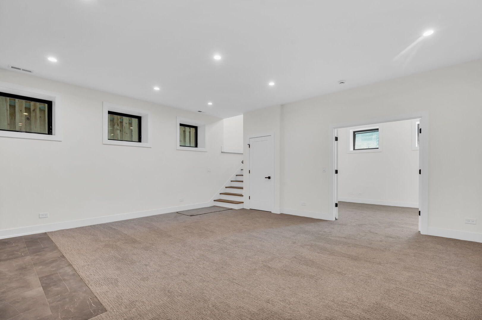 3903 N Drake Avenue, Chicago, IL 60618