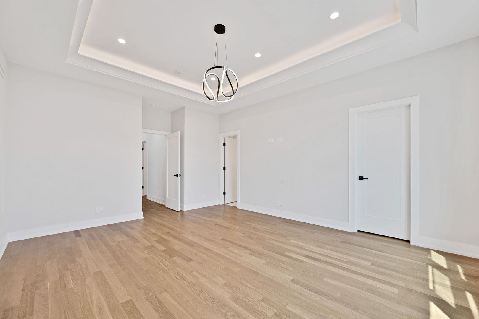 3903 N Drake Avenue, Chicago, IL 60618