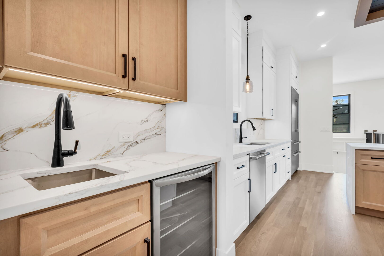 3903 N Drake Avenue, Chicago, IL 60618