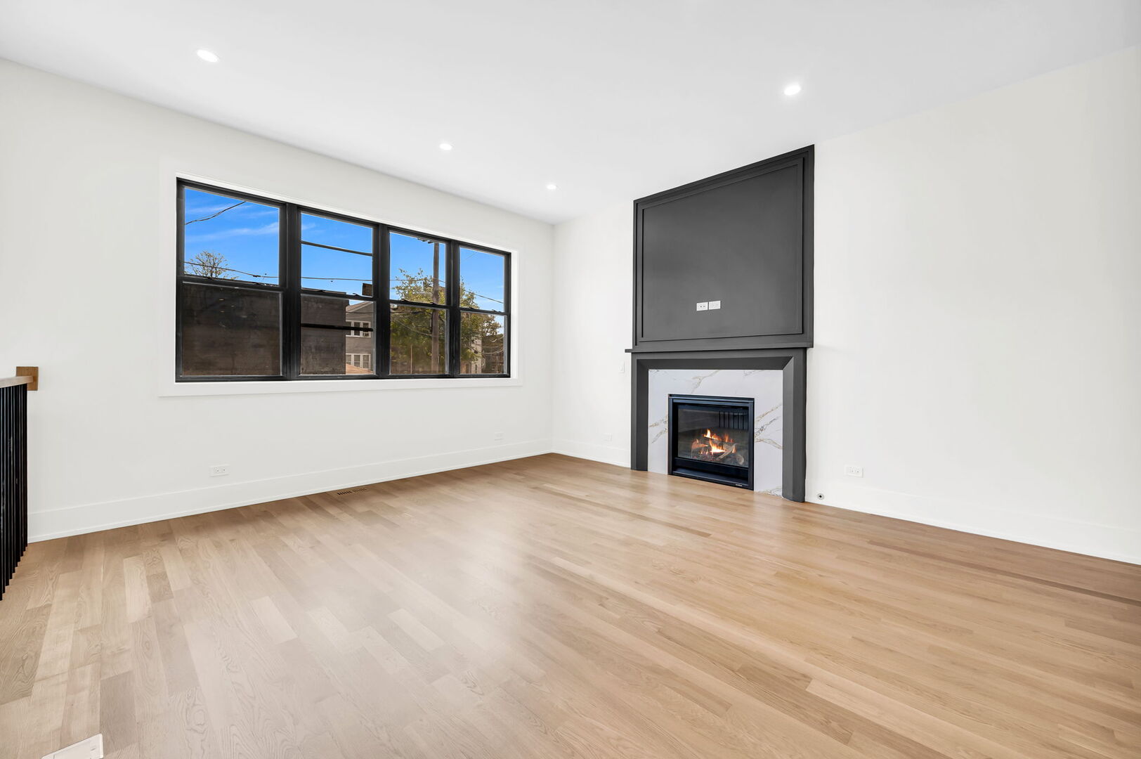 3903 N Drake Avenue, Chicago, IL 60618