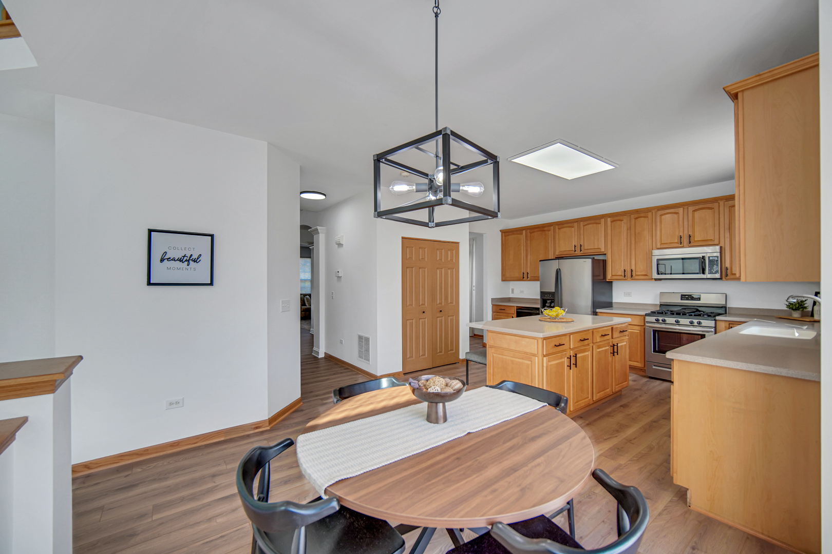 1692 Trails End Lane, Bolingbrook, IL 60490