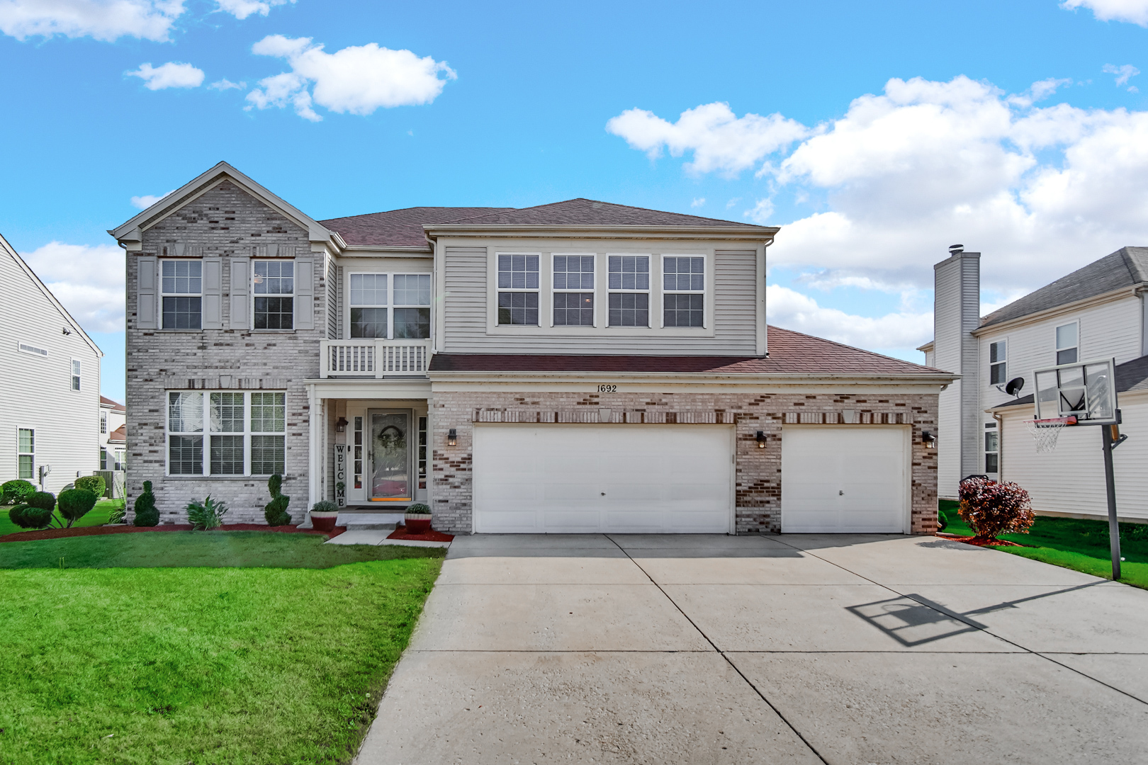 1692 Trails End Lane, Bolingbrook, IL 60490