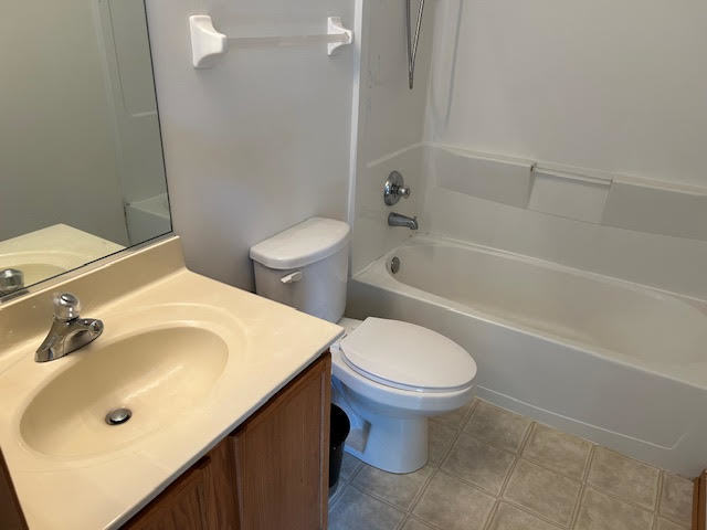 1232 S Candlestick Way #0, Waukegan, IL 60085