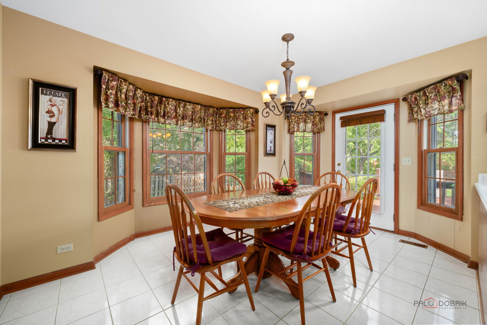 5140 Landers Drive, Hoffman Estates, IL 60192