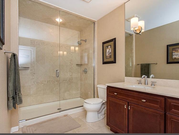 7426 W Fullerton Avenue, Elmwood Park, IL 60707