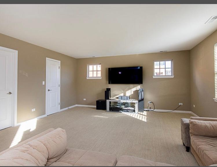 7426 W Fullerton Avenue, Elmwood Park, IL 60707