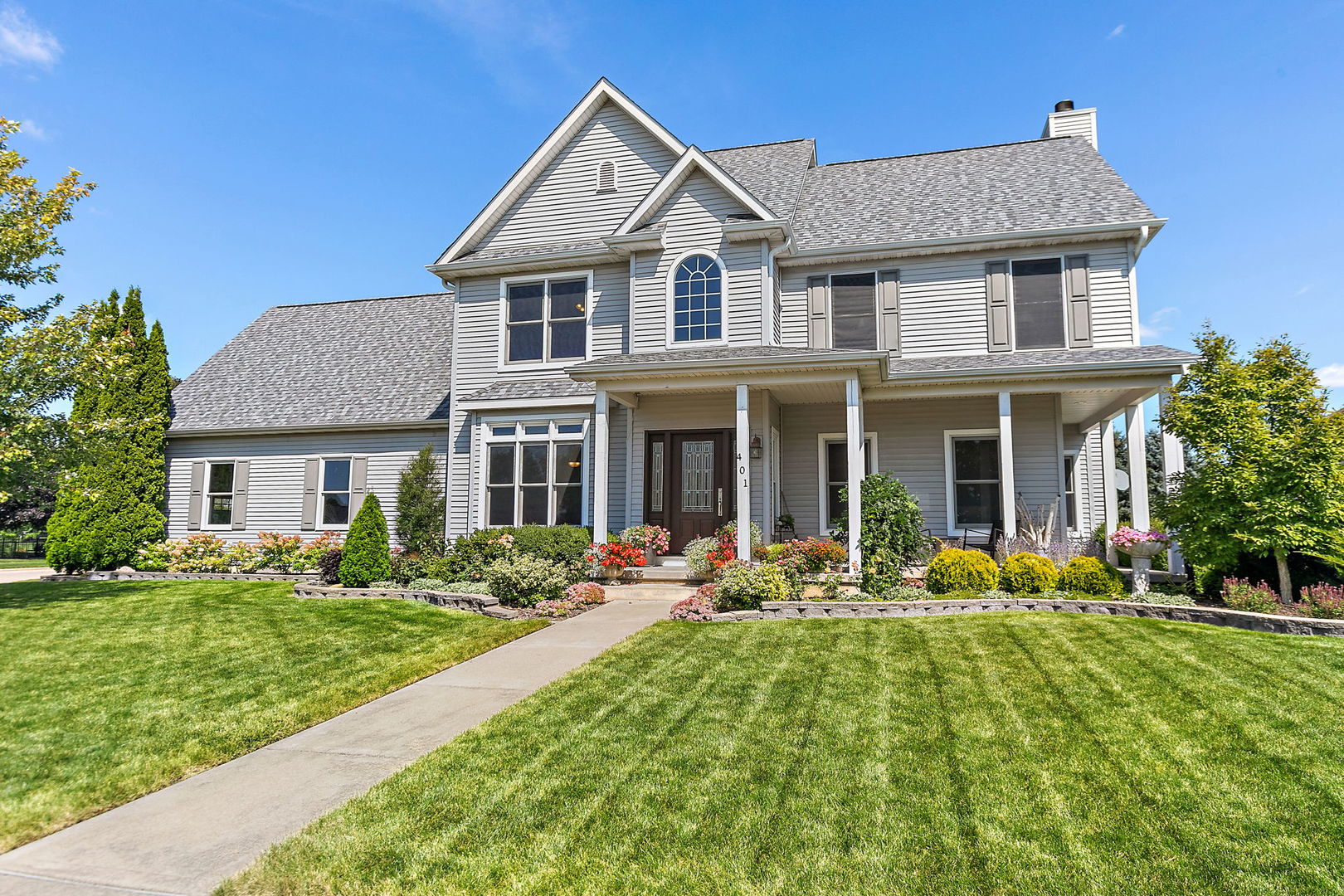 401 John Marshall Lane, Sycamore, IL 60178