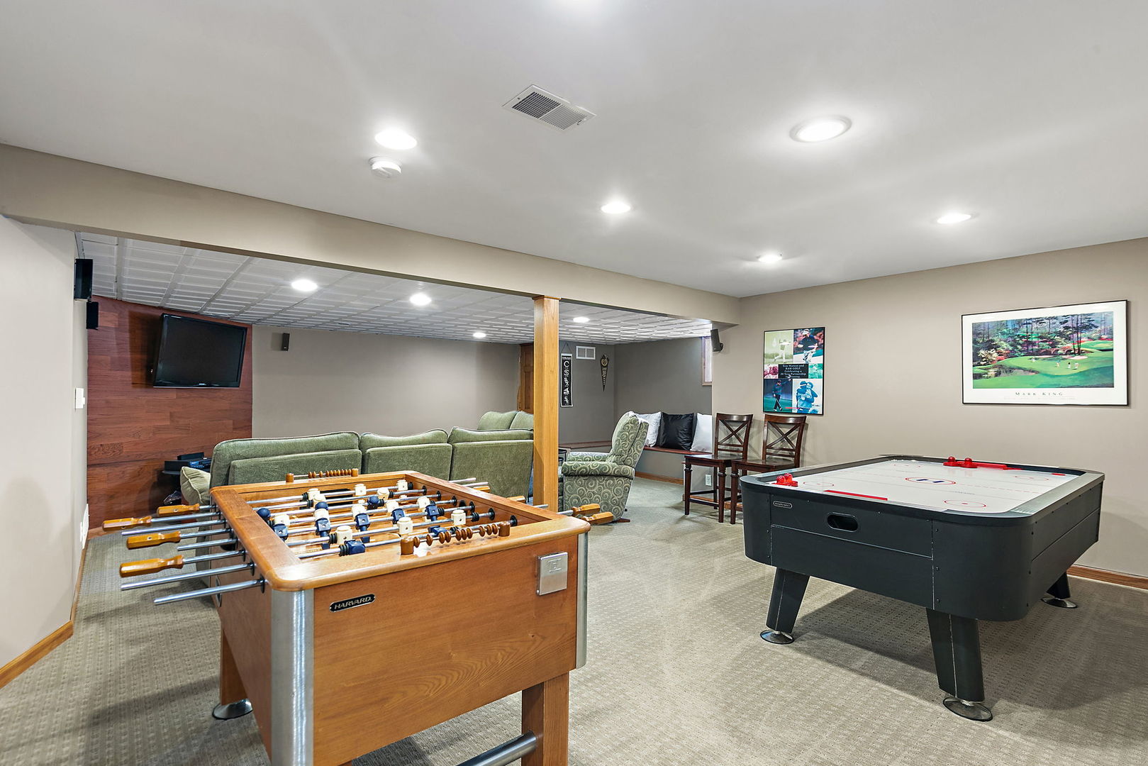 401 John Marshall Lane, Sycamore, IL 60178