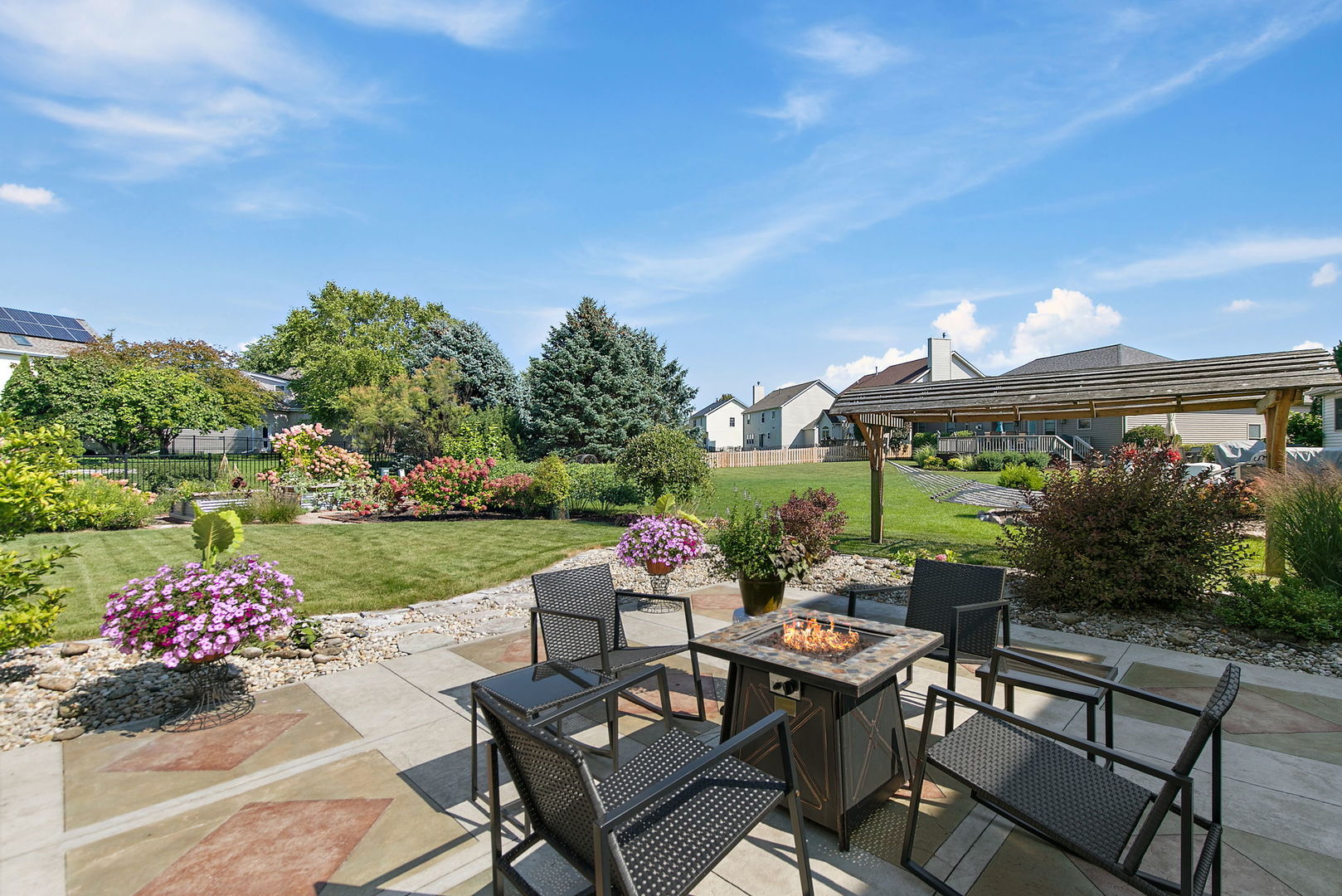 401 John Marshall Lane, Sycamore, IL 60178