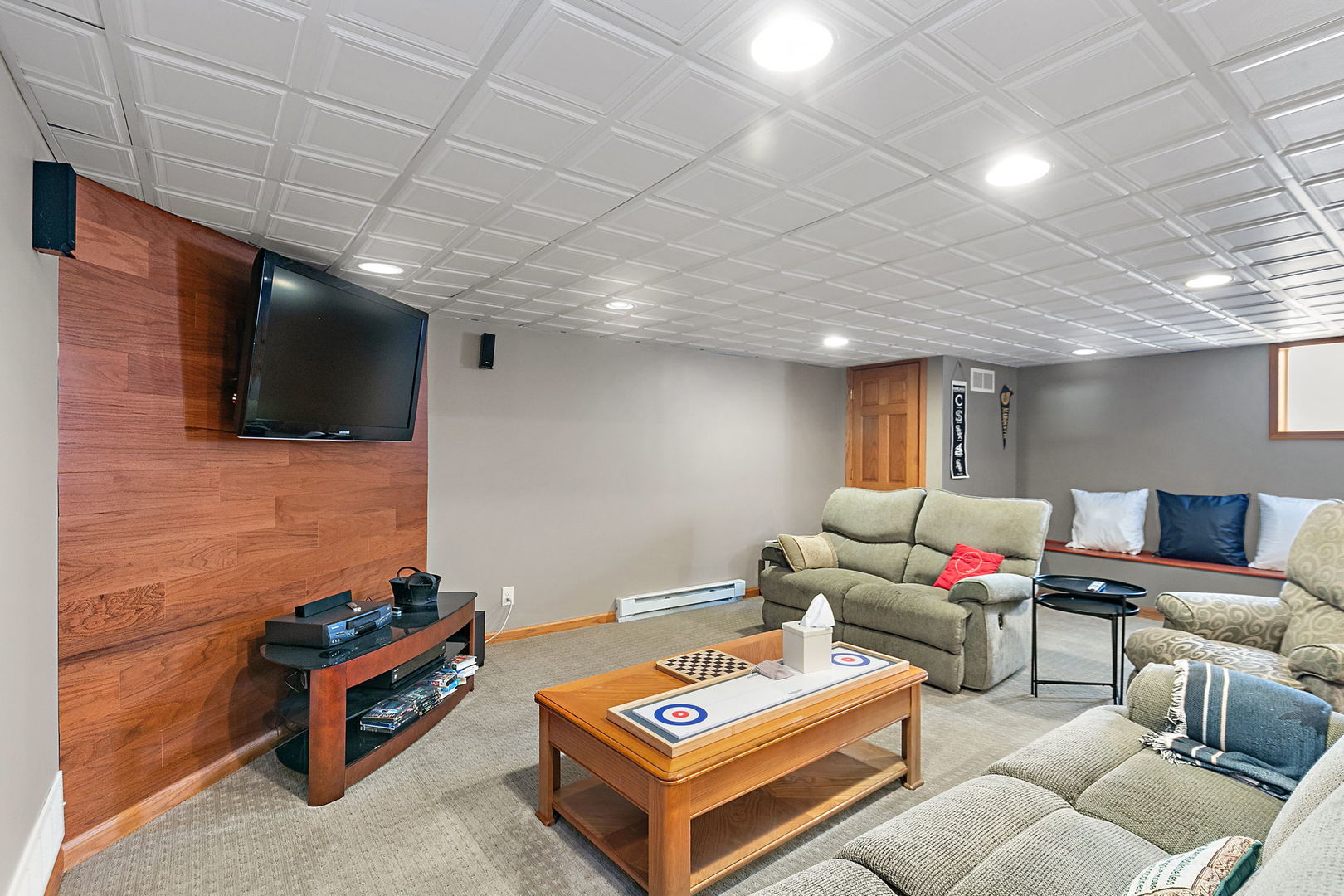 401 John Marshall Lane, Sycamore, IL 60178