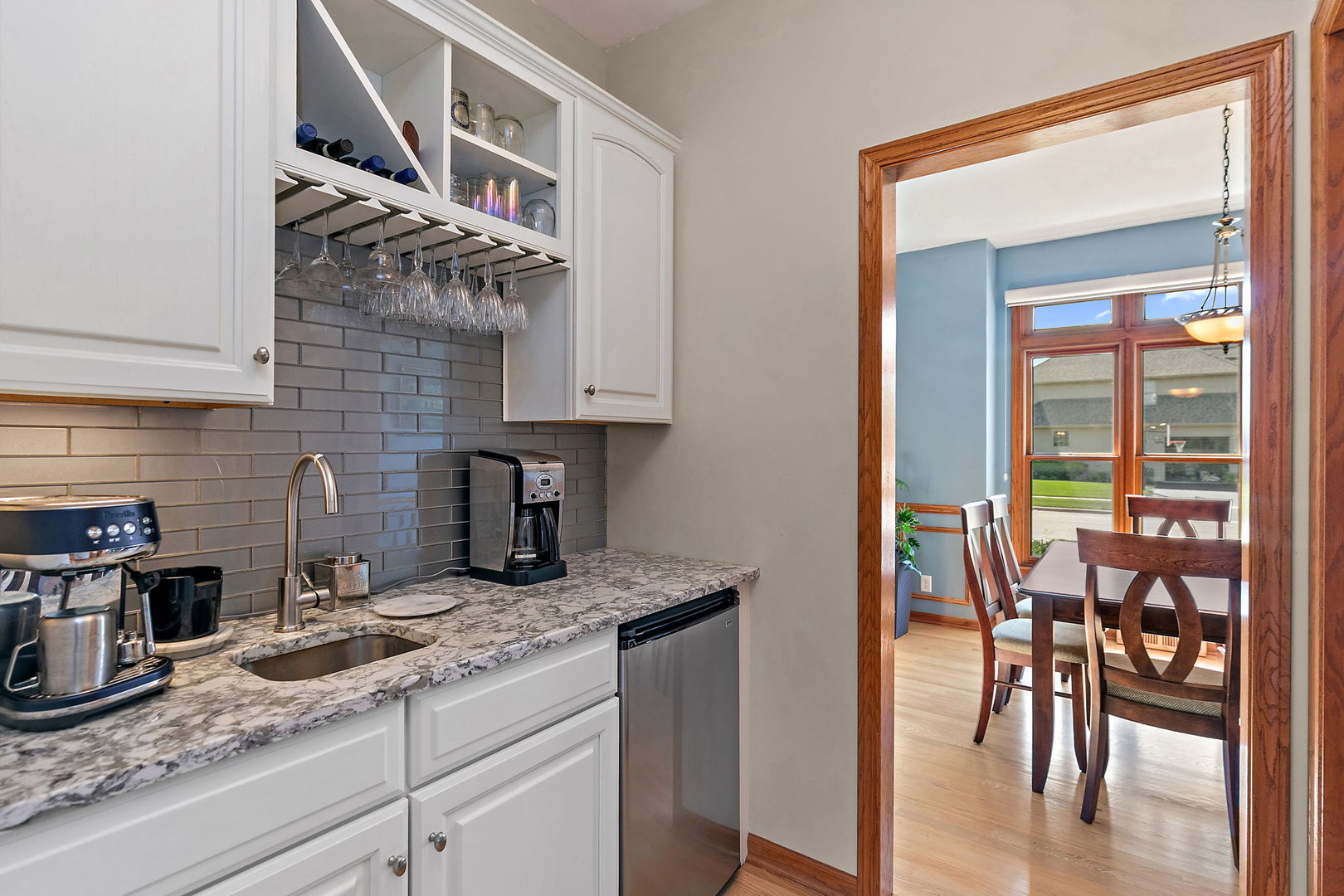 401 John Marshall Lane, Sycamore, IL 60178