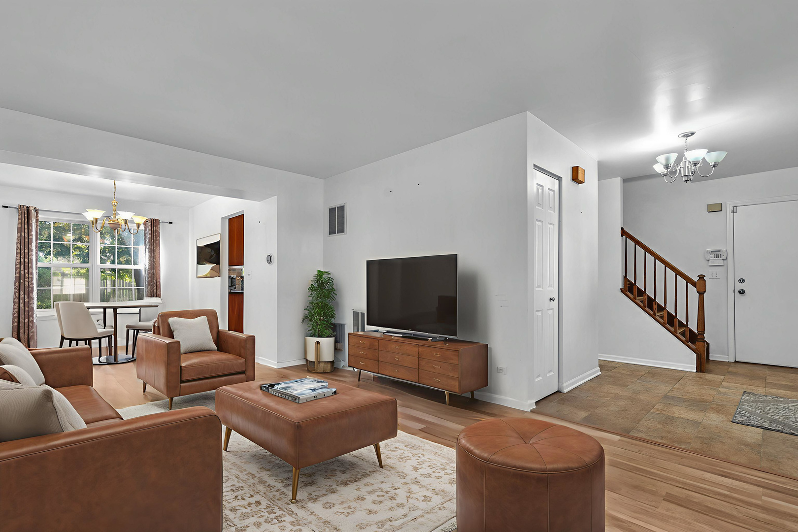 72 Wilton Lane, Mundelein, IL 60060