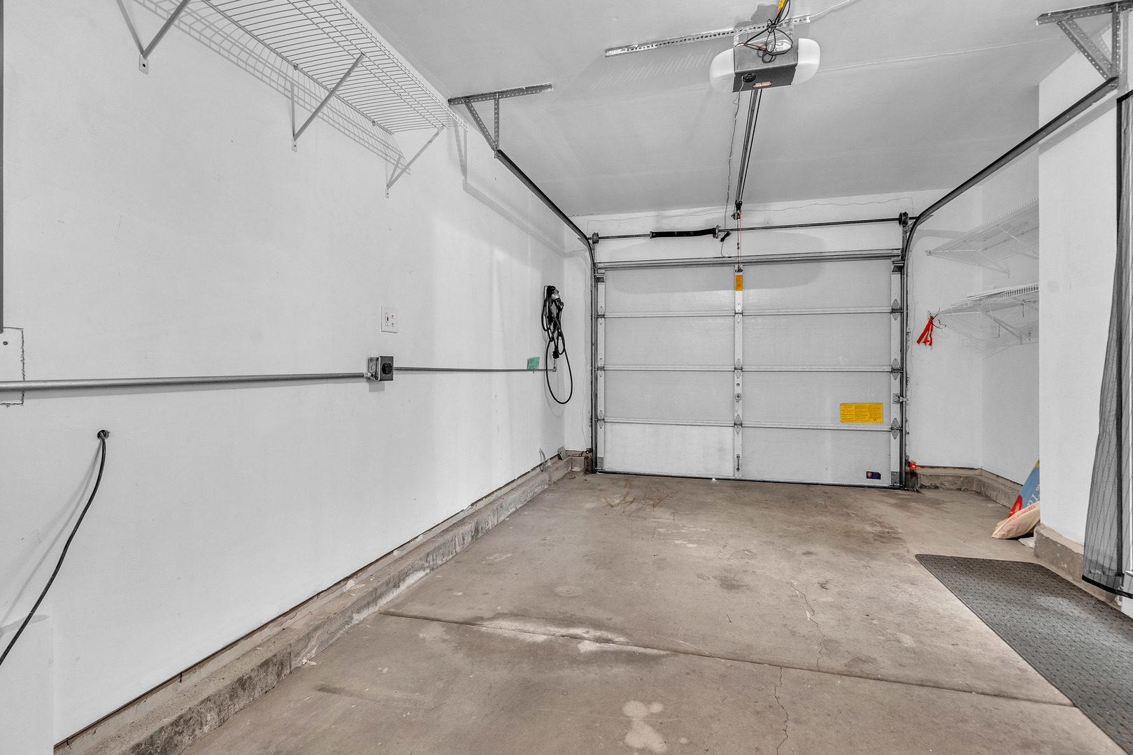 72 Wilton Lane, Mundelein, IL 60060