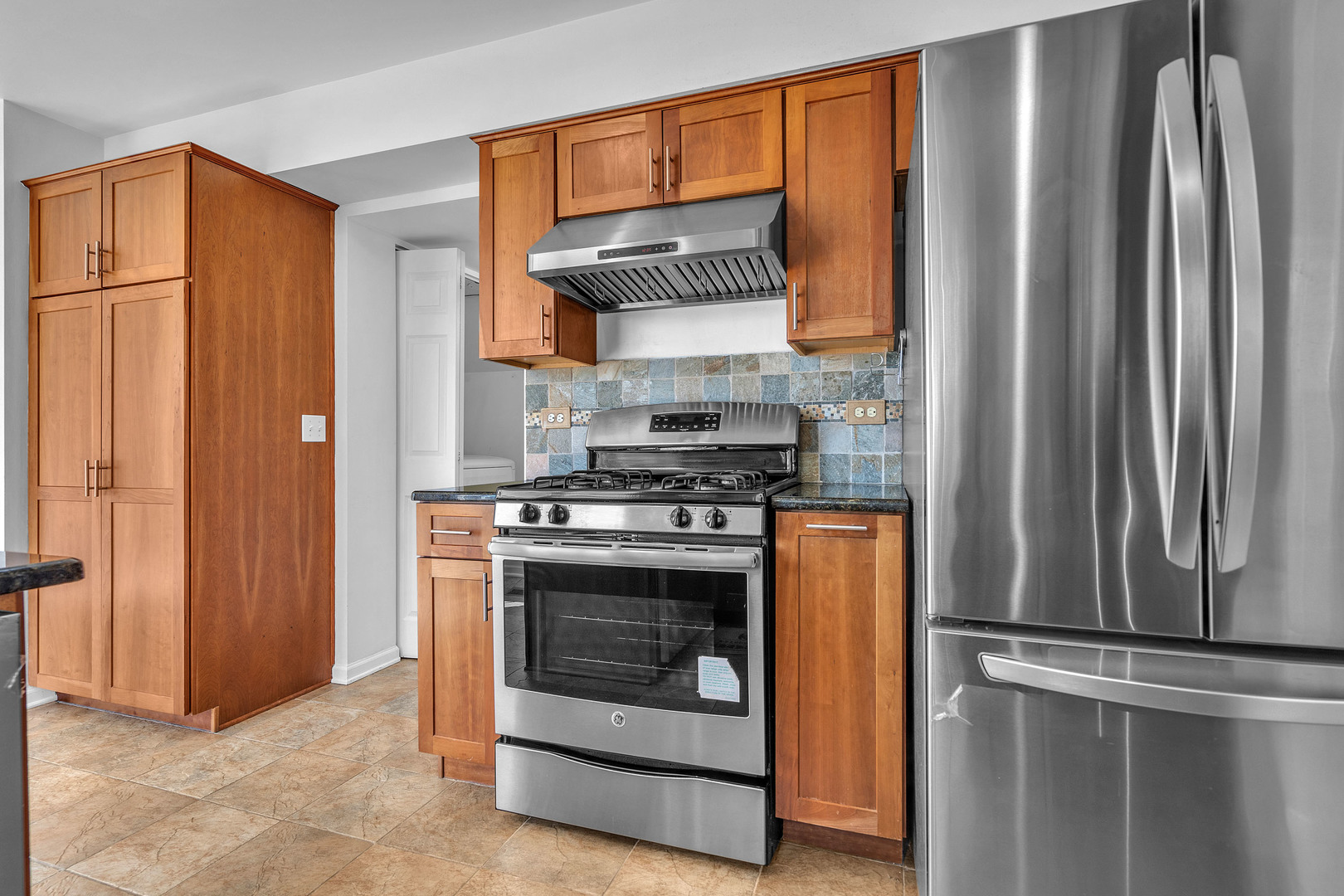 72 Wilton Lane, Mundelein, IL 60060