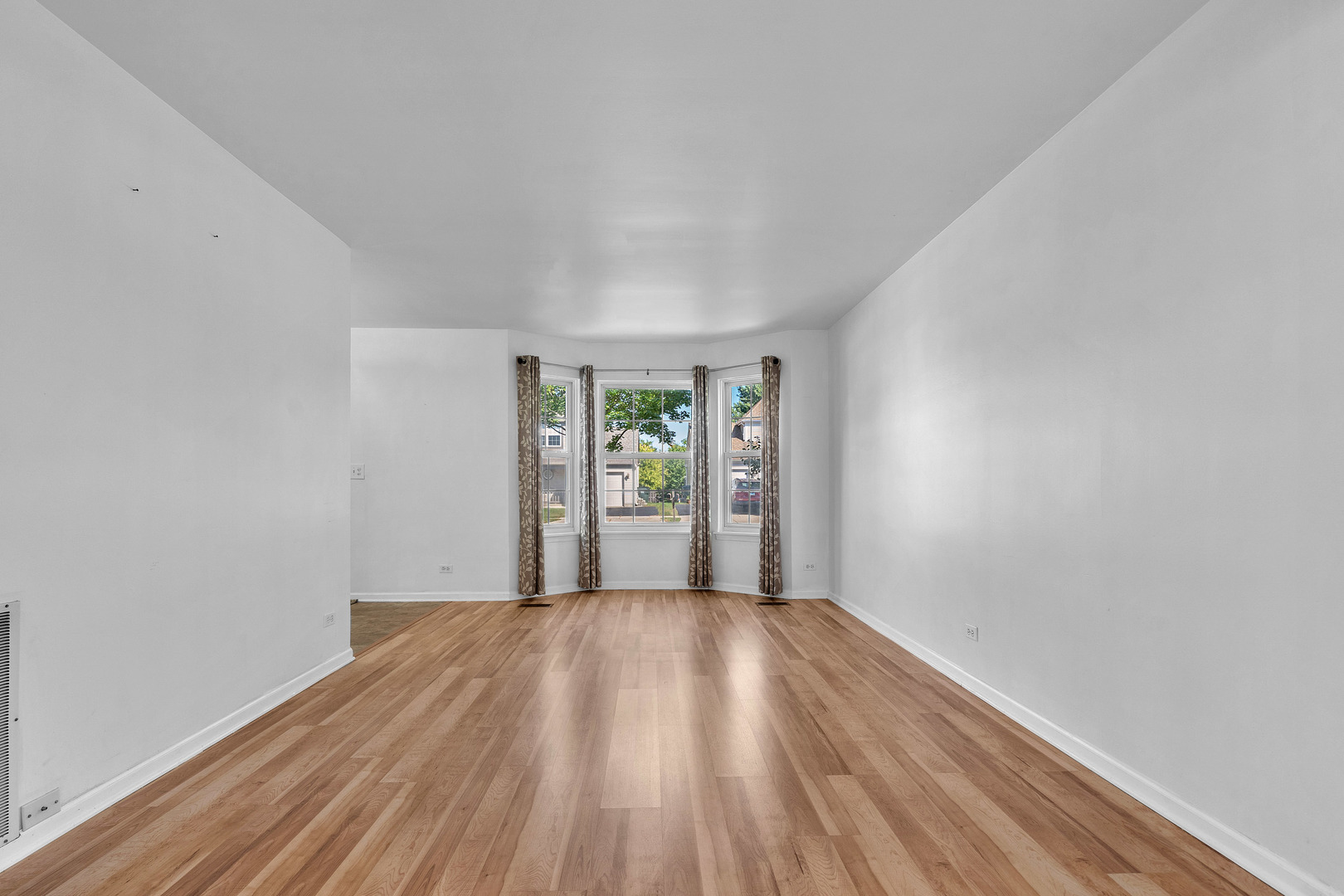 72 Wilton Lane, Mundelein, IL 60060