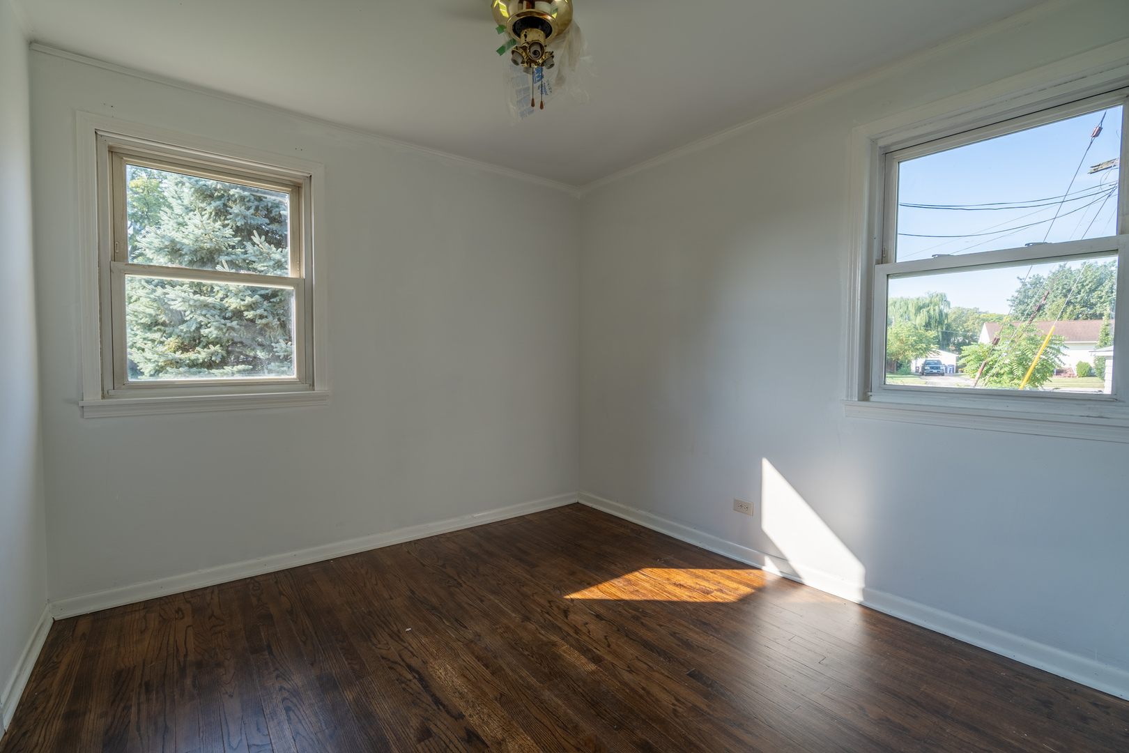 2166 Laura Lane, Des Plaines, IL 60018