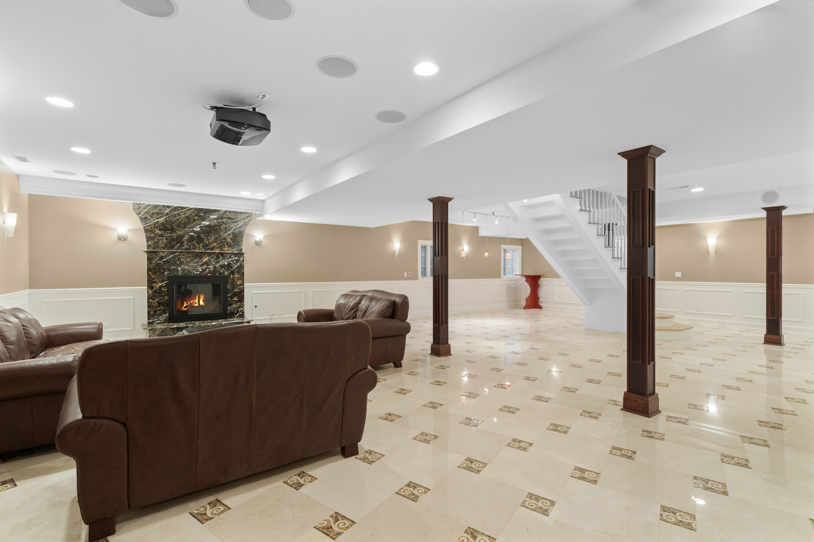 1184 Prospect Lane, Des Plaines, IL 60018