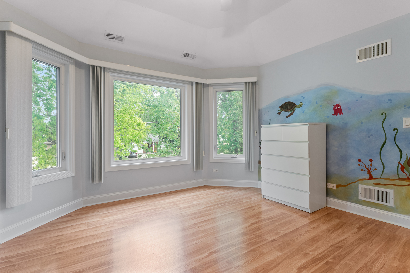 1184 Prospect Lane, Des Plaines, IL 60018