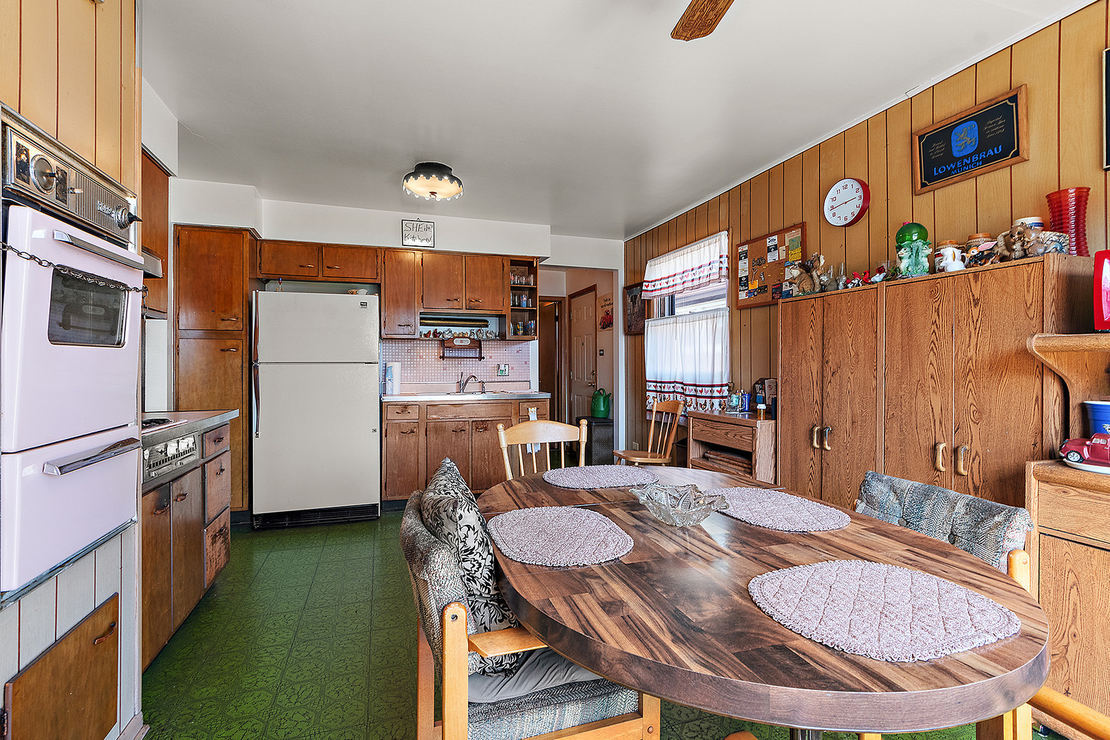 12917 S Marquette Avenue, Chicago, IL 60633