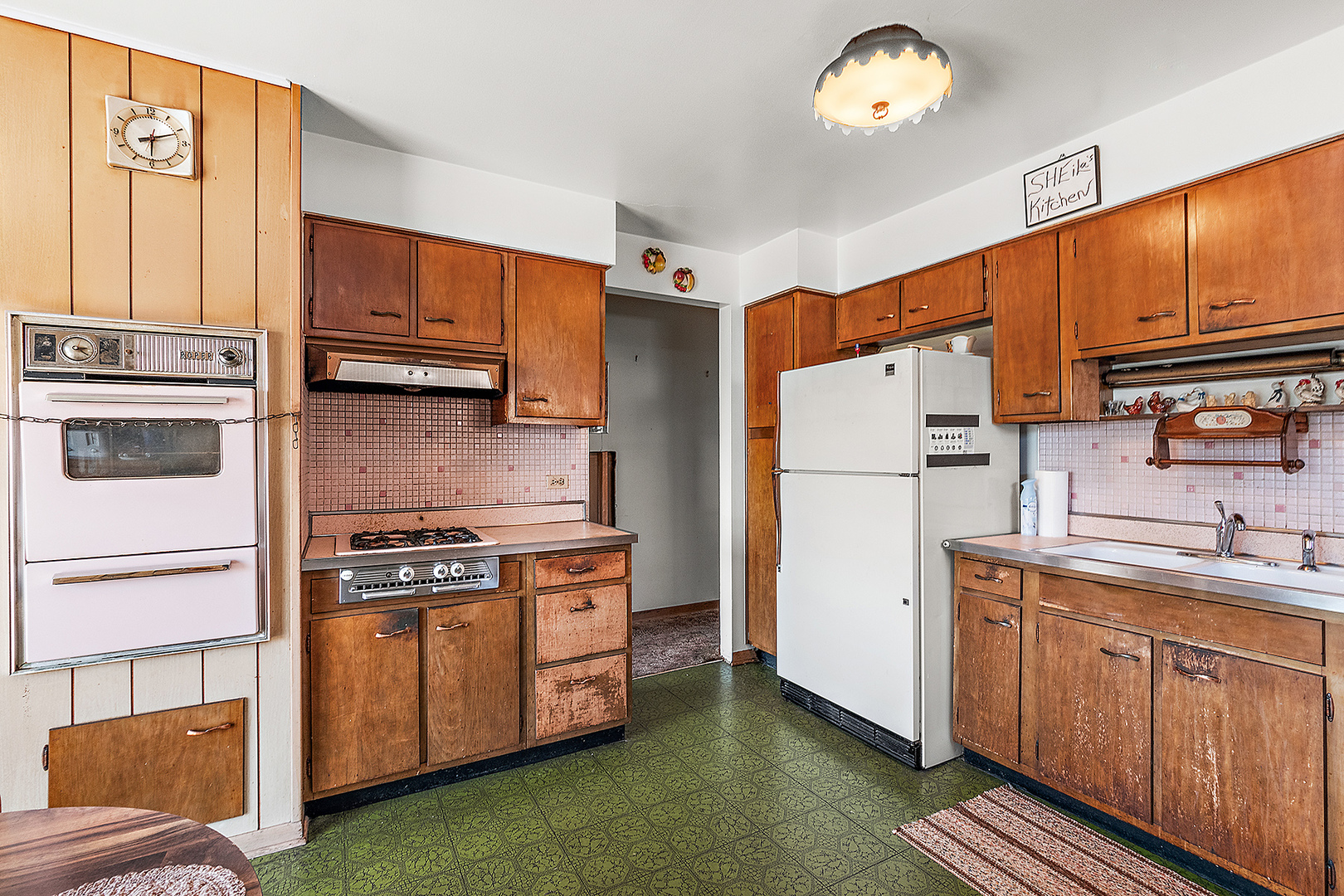 12917 S Marquette Avenue, Chicago, IL 60633