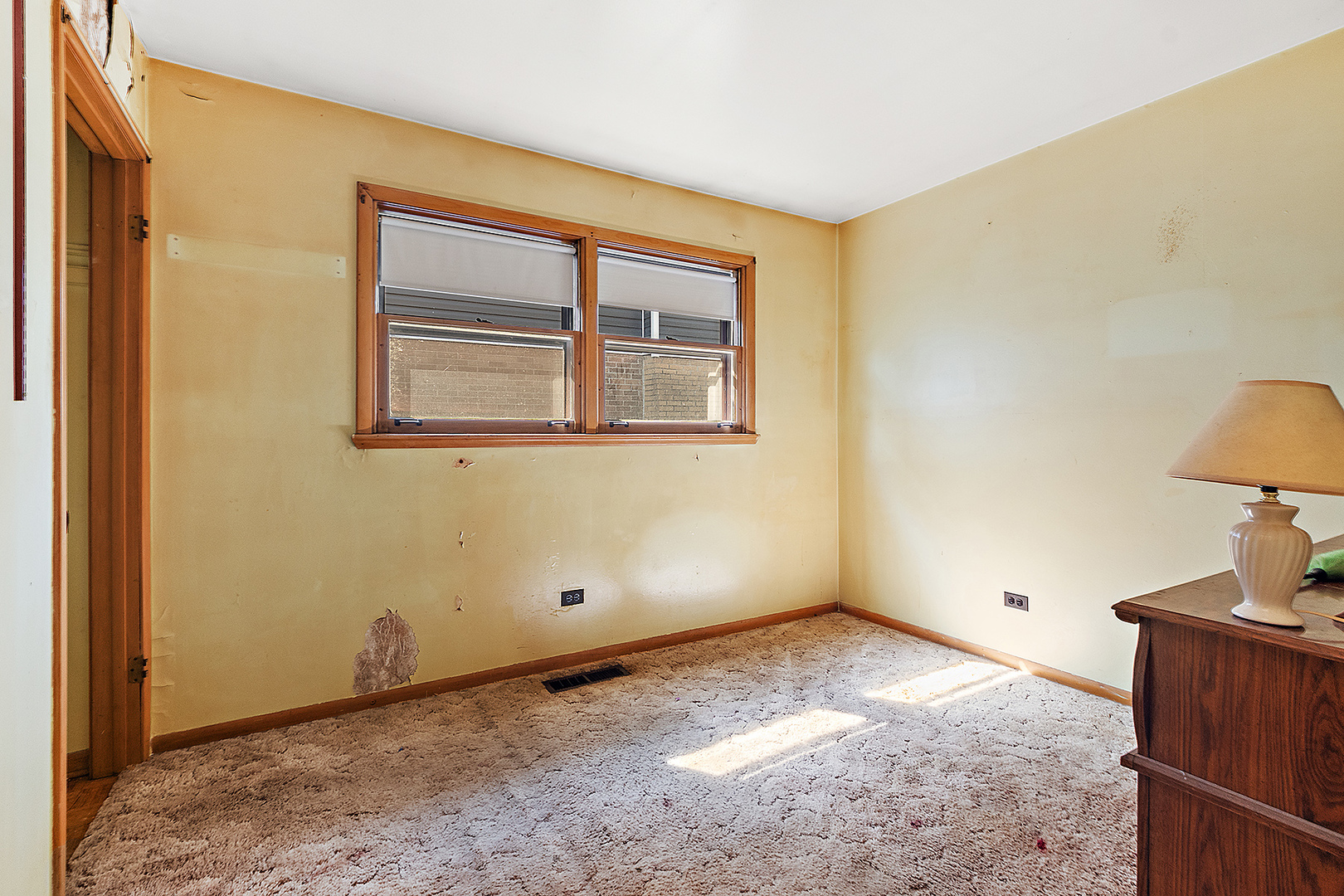12917 S Marquette Avenue, Chicago, IL 60633