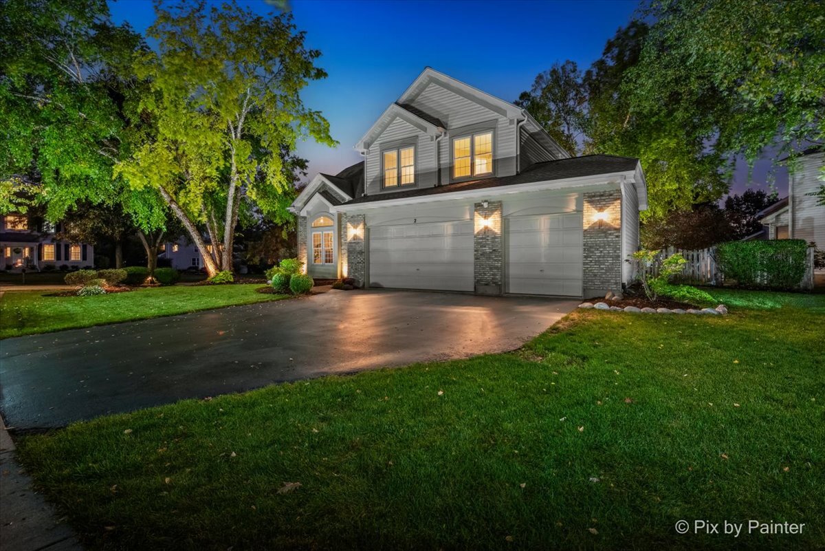 2 WHITE CHAPEL Court, Algonquin, IL 60102