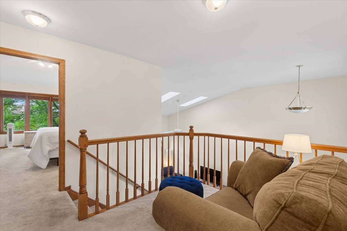 180 GROVE Court, Lemont, IL 60439