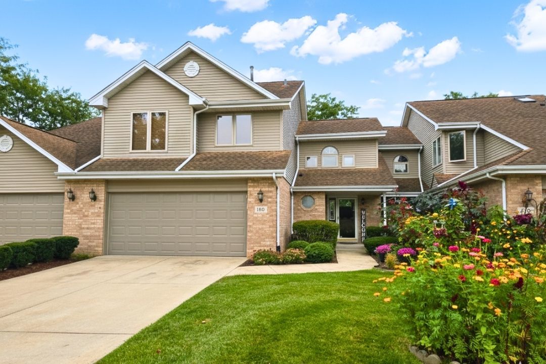 180 GROVE Court, Lemont, IL 60439