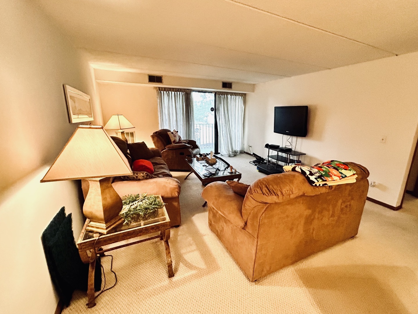 7110 W Cullom Avenue #111, Norridge, IL 60706