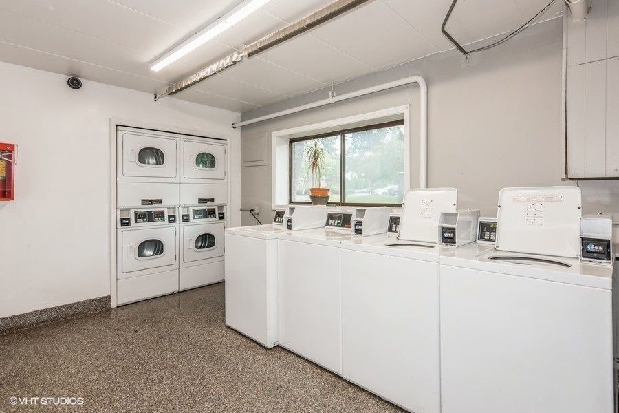 234 E Bailey Road #B, Naperville, IL 60565