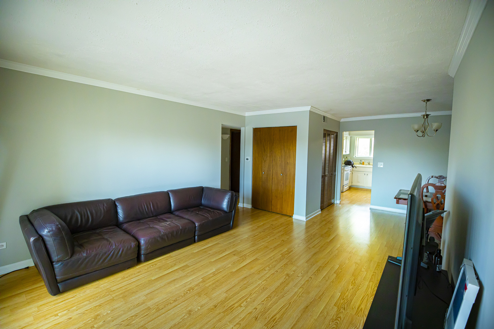 912 S Plum Grove Road #321, Palatine, IL 60067