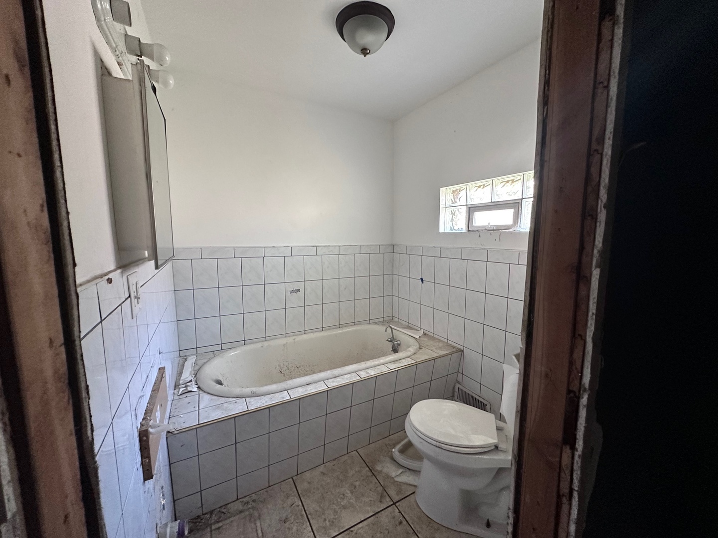 7125 S University Avenue, Chicago, IL 60619