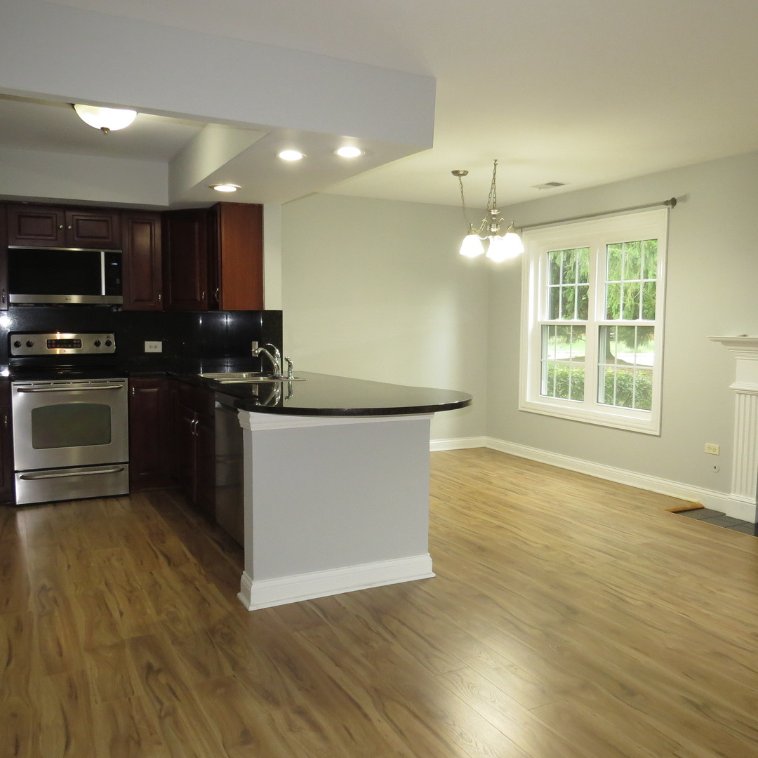 43 Foxcroft Road #115, Naperville, IL 60565