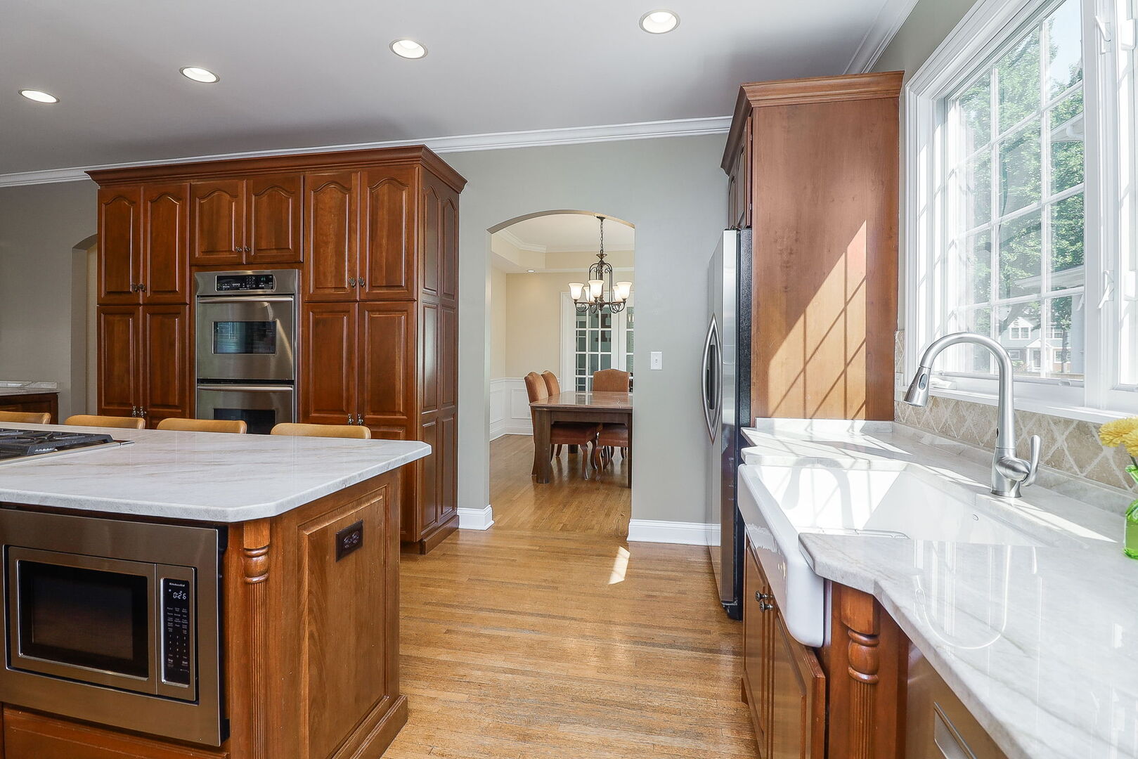 5134 Elmwood Avenue, Downers Grove, IL 60515