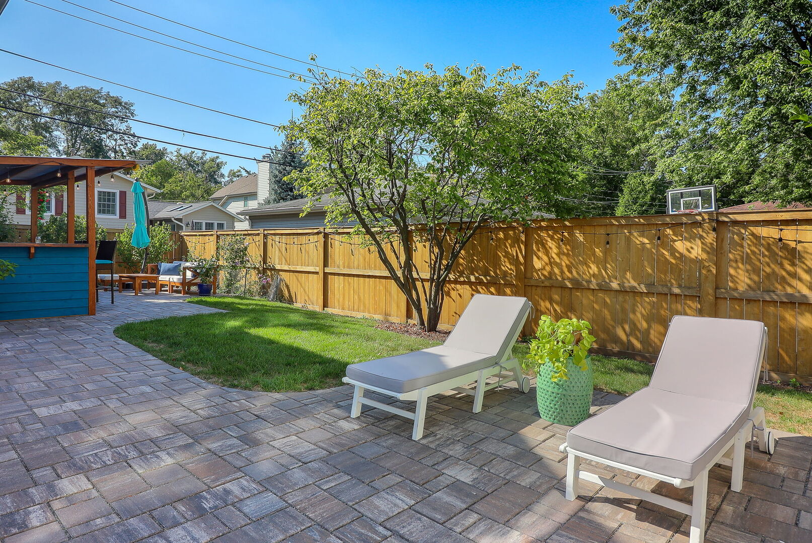 5134 Elmwood Avenue, Downers Grove, IL 60515