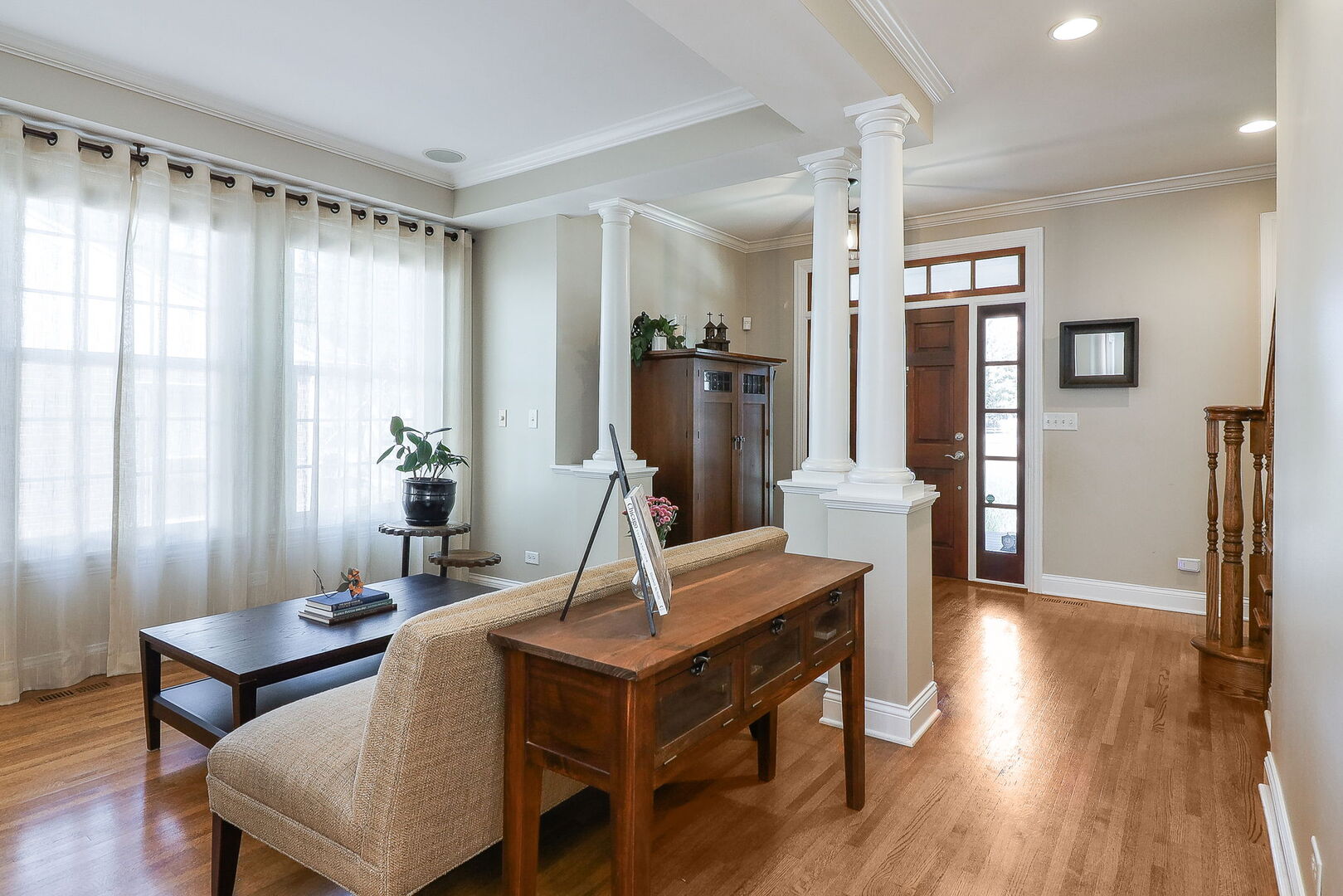 5134 Elmwood Avenue, Downers Grove, IL 60515