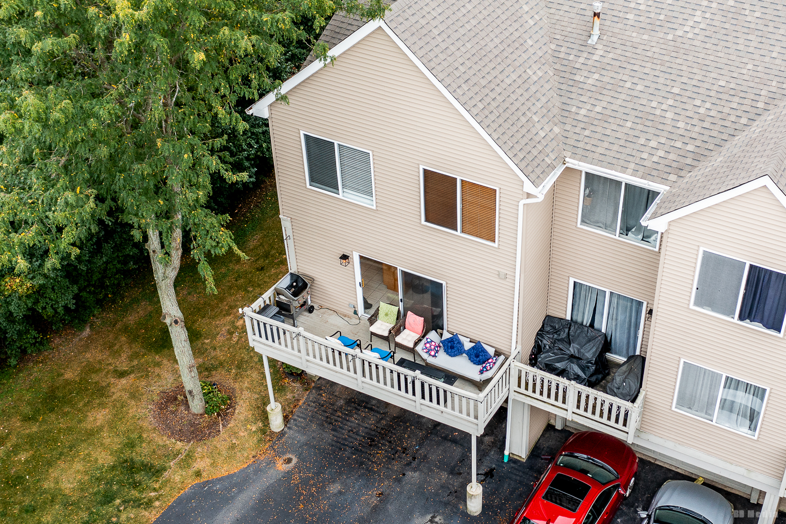 2611 Woodmere Drive, Darien, IL 60561