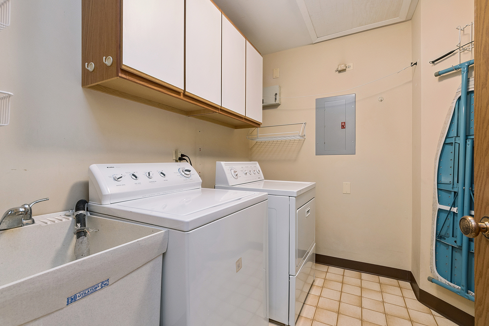 13458 S Westview Drive #V4, Palos Heights, IL 60463