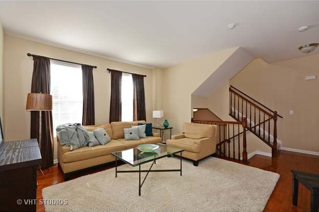 1949 OXLEY Circle #1949, Naperville, IL 60563
