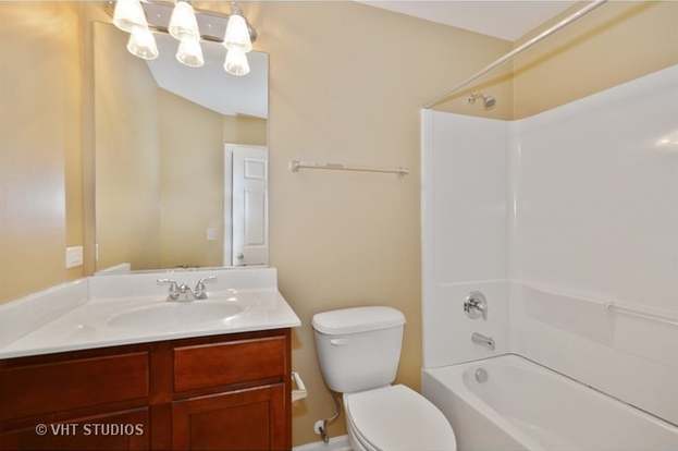 1949 OXLEY Circle #1949, Naperville, IL 60563