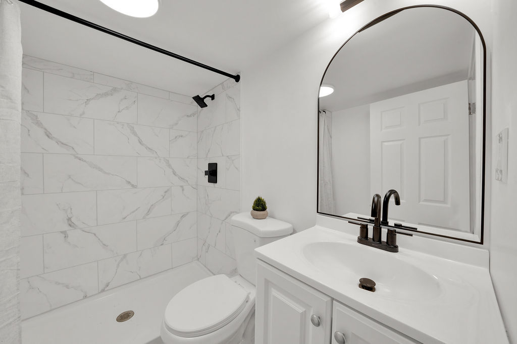 7527 S Ellis Avenue, Chicago, IL 60619