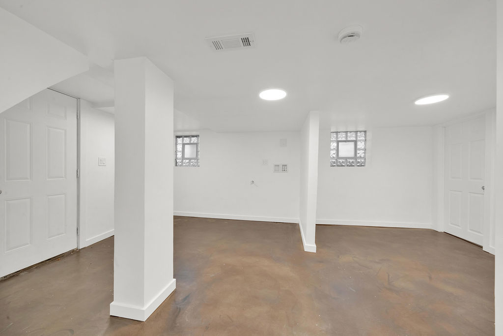 7527 S Ellis Avenue, Chicago, IL 60619