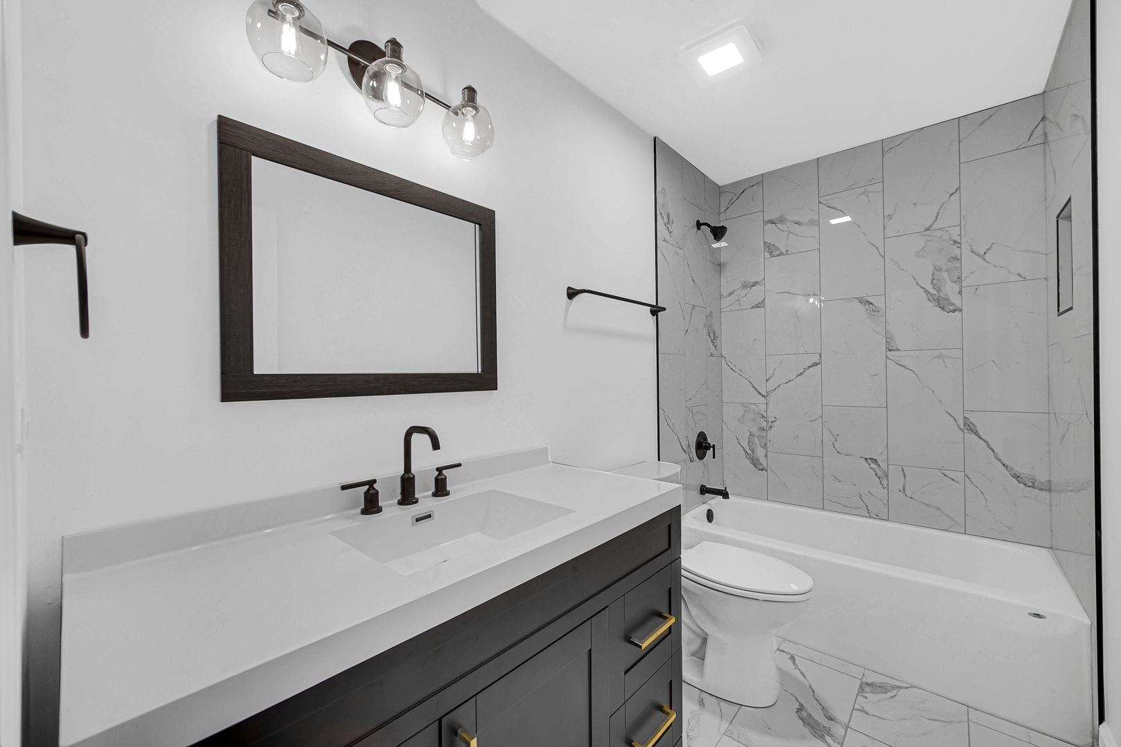 1228 Grant Street, Morris, IL 60450