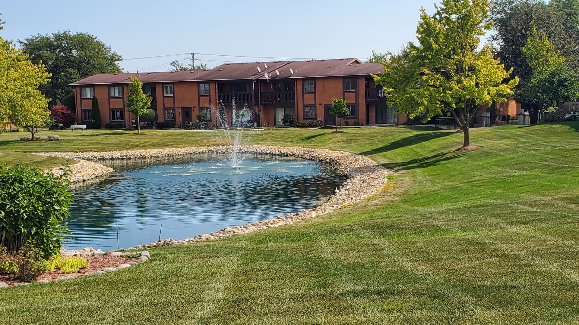 1433 Woodhollow Drive, Flossmoor, IL 60422